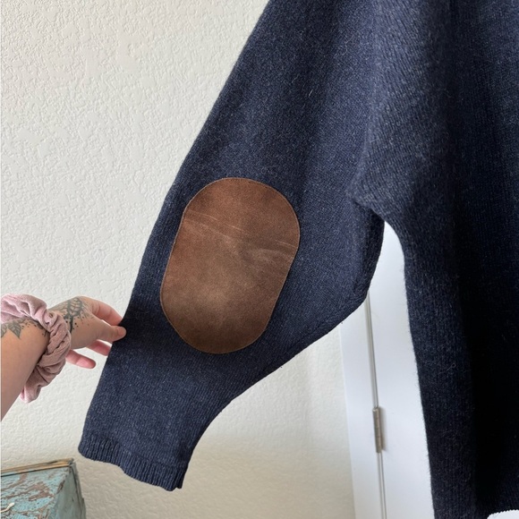 Vintage Eddie Bauer Navy Wool Sweater - Picture 5 of 10